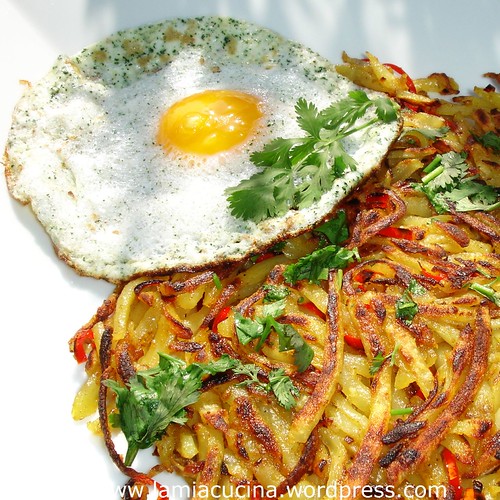 Crossover-Rösti mit Wasabi-Spiegelei