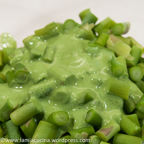 Grünspargel an Sauerampfersauce 20160414