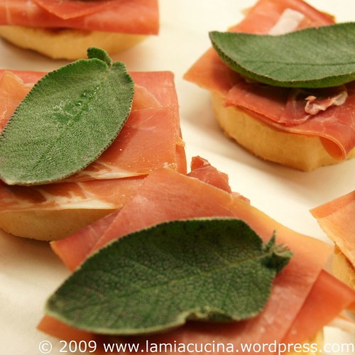 Toast Saltimbocca