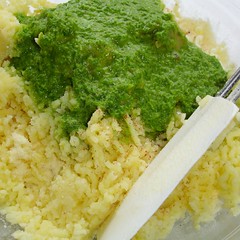 Bärlauch-Ei-Creme auf Kartoffelbrei