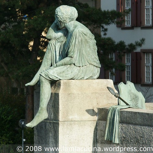 Helvetia von Bettina Eichin
