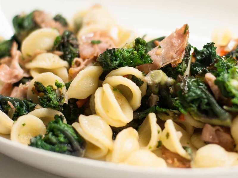 Flower Sprouts mit Orecchiette