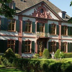 CH-4056 Unispital Holsteinerhof Parkseite