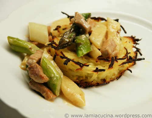 Spargel-Kalbs-Ragout im Kartoffelkörbchen 0_2010 05 20_7207