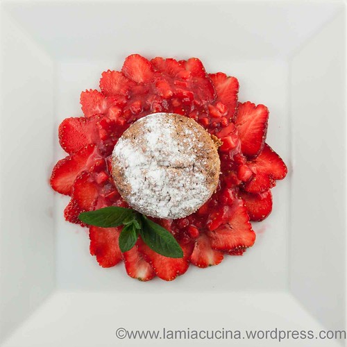 Erdbeeren mit Rhababer 2013 06 10_0598