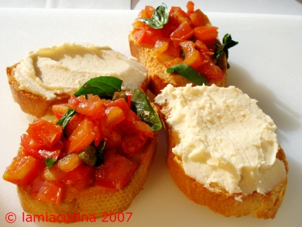 Crostini rosso-bianco