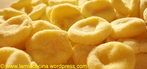 Orecchiette gestapelt