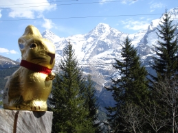 Jungfrau und Osterhase