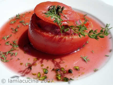Weinbergpfirsiche in Tomaten
