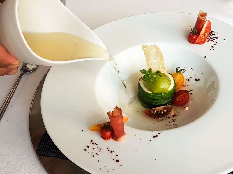 Mozzarella, Tomate, Basilikum