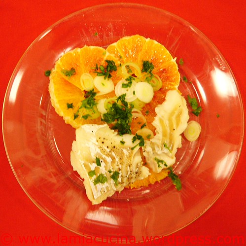 Kabeljau an Orangensalat